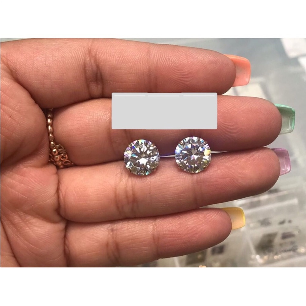 14K Solid White Gold CZ 10mm Earrings #AZ47
